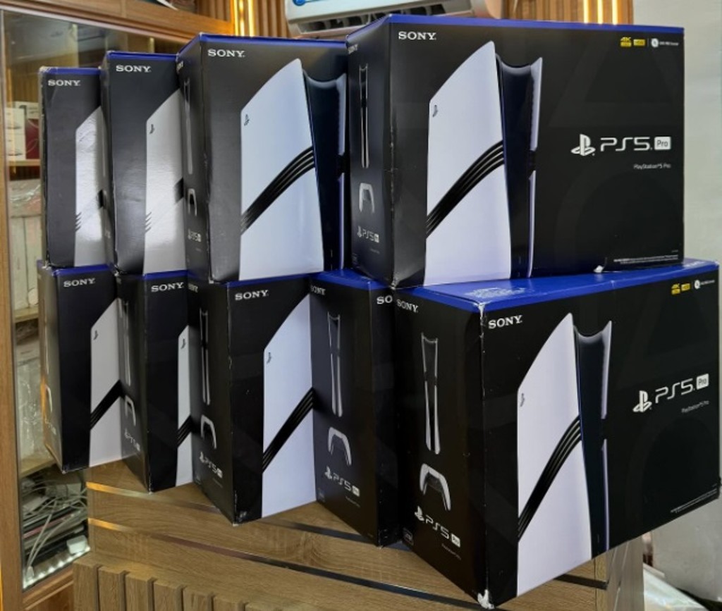 As consolas Sony PlayStation PS5 Pro 2TB , Sony PlayStation PS5 Slim , Nintendo Switch 2, Microsoft Xbox Series X 2TB estão disponíveis a preços de grossista