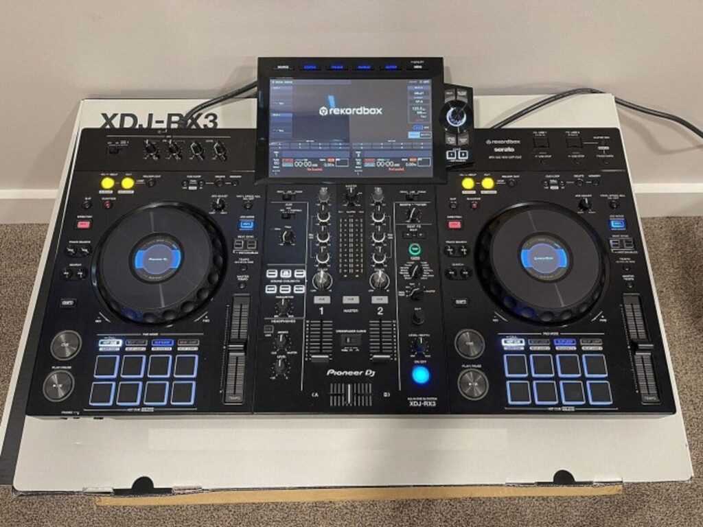 AlphaTheta XDJ-AZ, AlphaTheta OMNIS-DUO, Pioneer DJ OPUS-QUAD, Pioneer DJ XDJ-RX3, Pioneer XDJ-XZ, Pioneer DDJ-FLX10, AlphaTheta DDJ-GRV6, Pioneer DDJ-1000, Pioneer DDJ-1000SRT, Pioneer DDJ-REV7, AlphaTheta CDJ-3000X , Pioneer CDJ-3000, Pioneer DJ DJM-A9